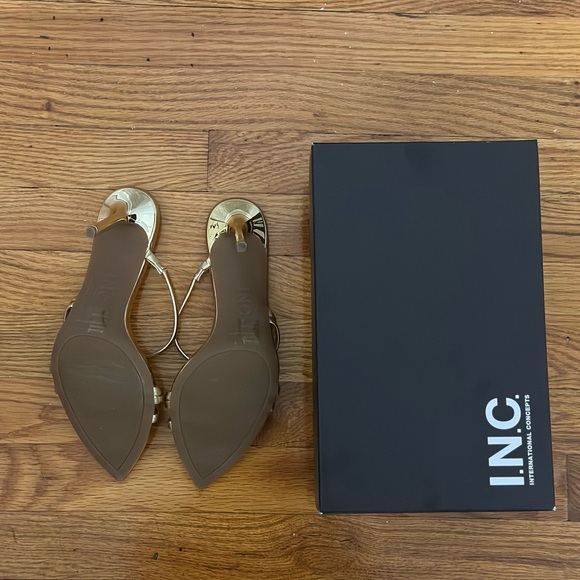 Larminap Gold Metal INC Mule Heeled Sandals - Picture 3 of 6